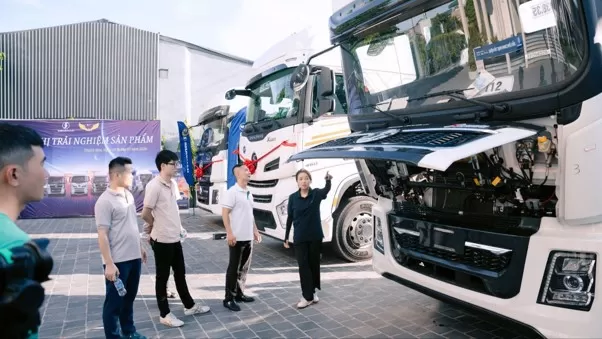 HỘI NGHỊ TRẢI NGHIỆM SẢN PHẨM SHACMAN – KHẲNG ĐỊNH ĐẲNG CẤP, KẾT NỐI NIỀM TIN CÙNG ĐẠI LÝ VIỆT TRUNG